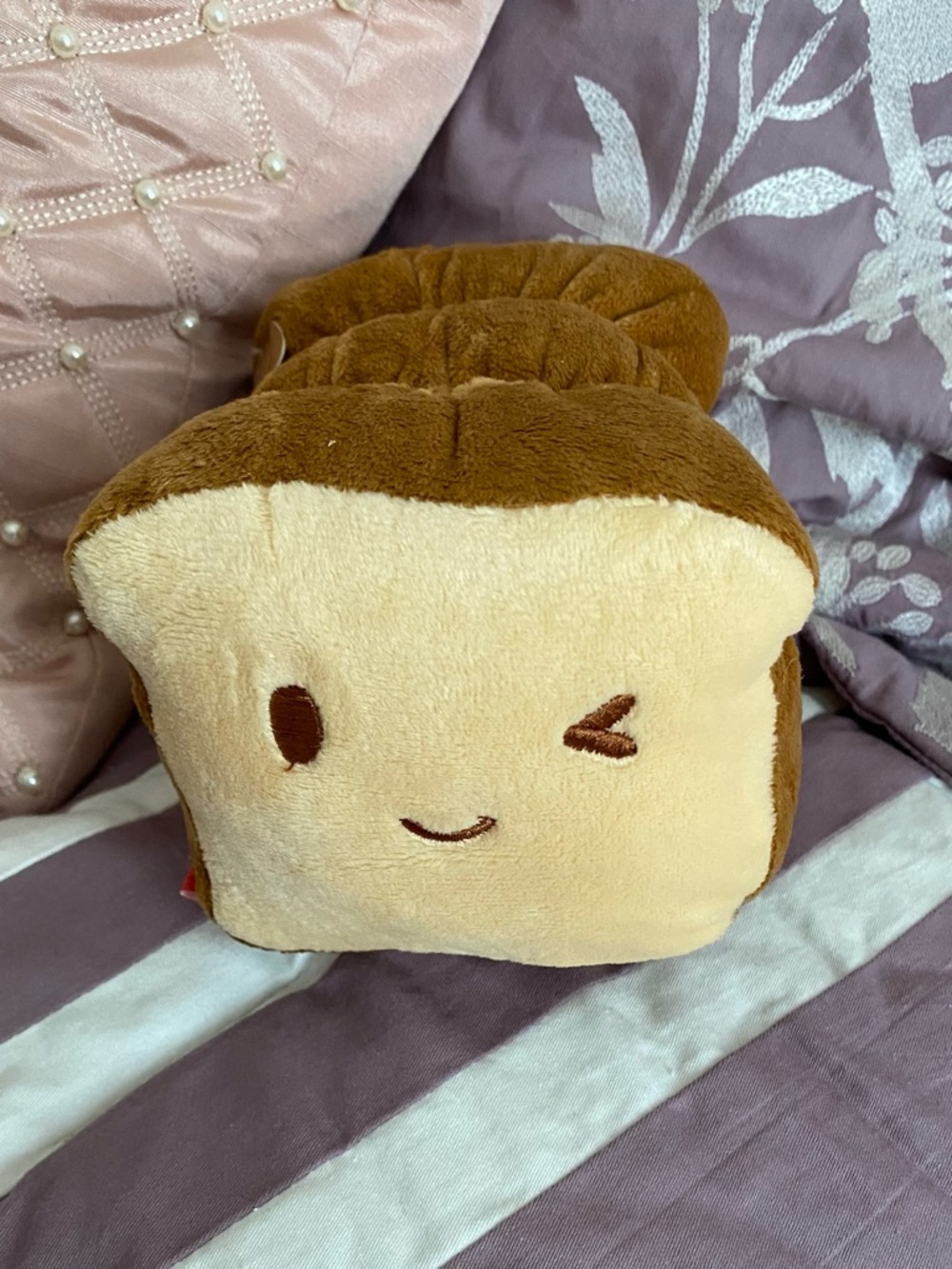 Plush Avocados and Cotton Food Bread Plushies - Picture 7 of 11